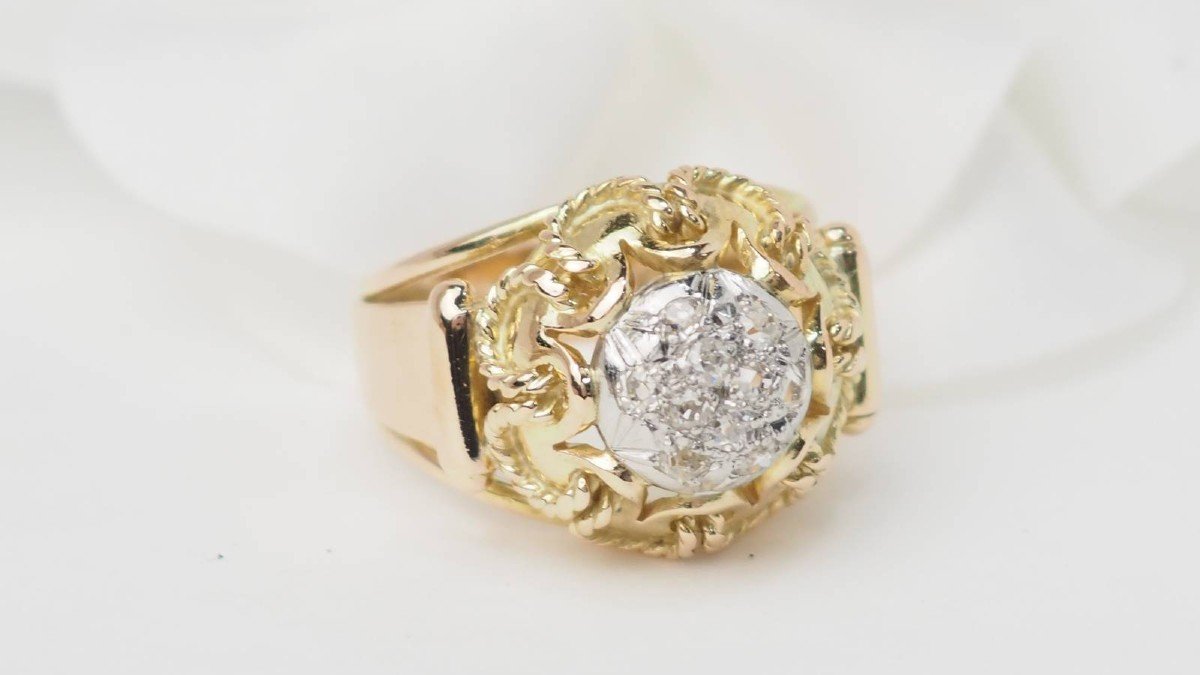 Tank Ring In Yellow Gold And Diamonds-photo-3