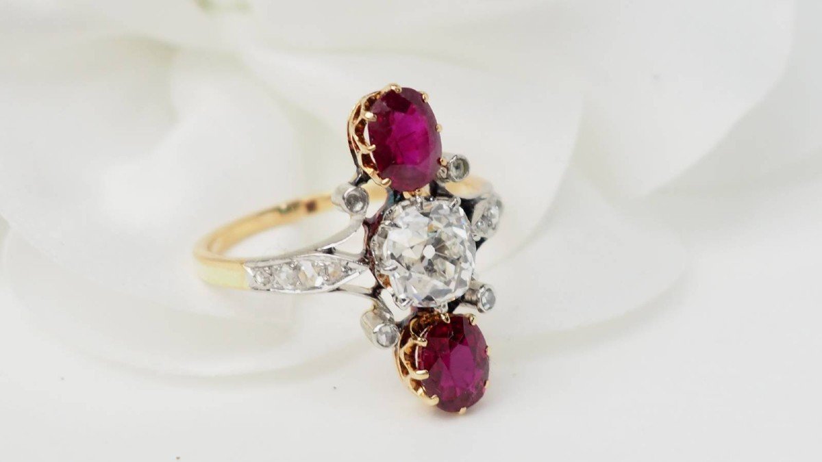 Bague Marquise En Jaune, Rubis Et Diamants-photo-4