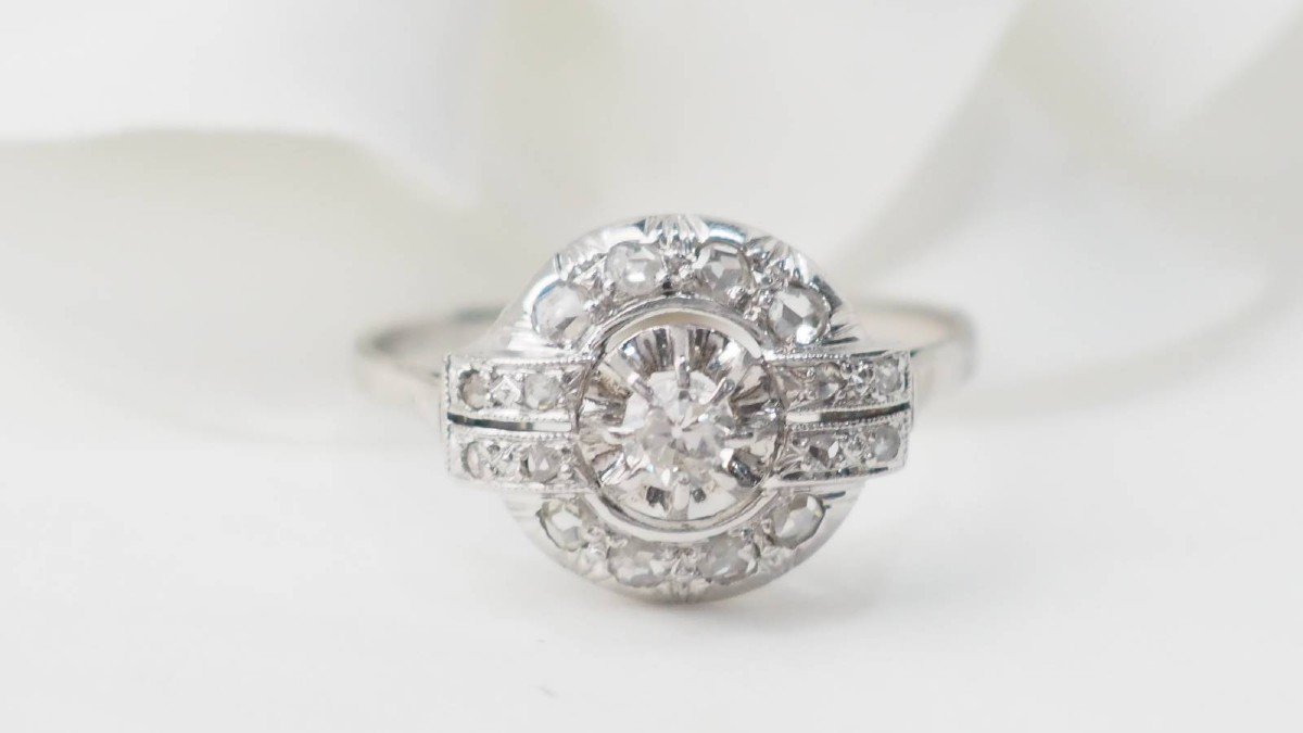 Art Deco Ring In White Gold And Diamonds-photo-2