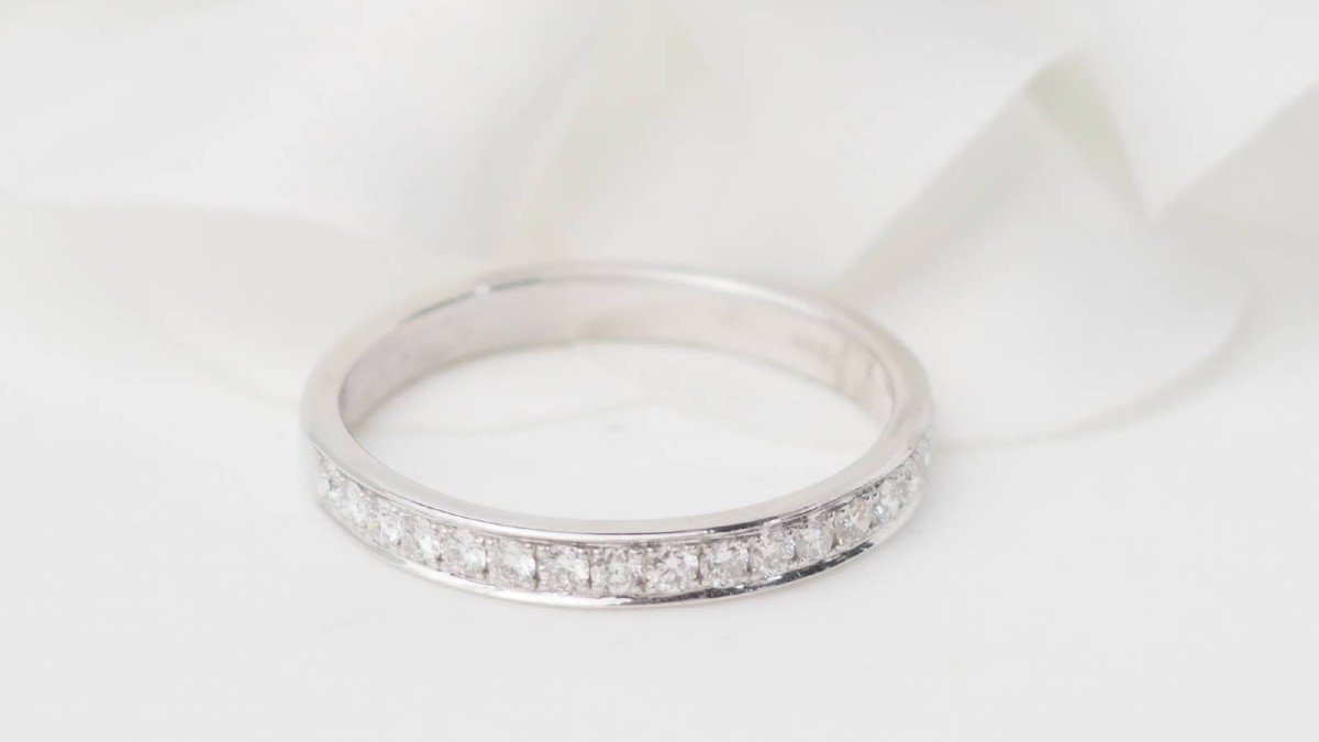 Half Alliance In White Gold And Diamonds-photo-3