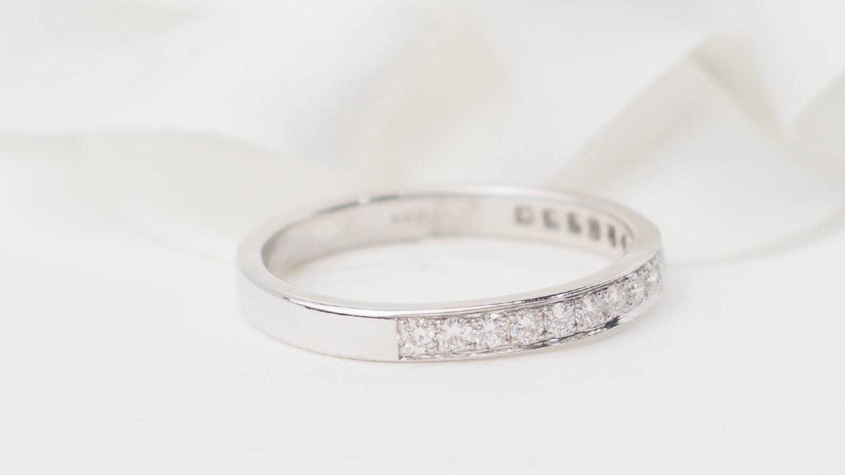 Half Alliance In White Gold And Diamonds-photo-4