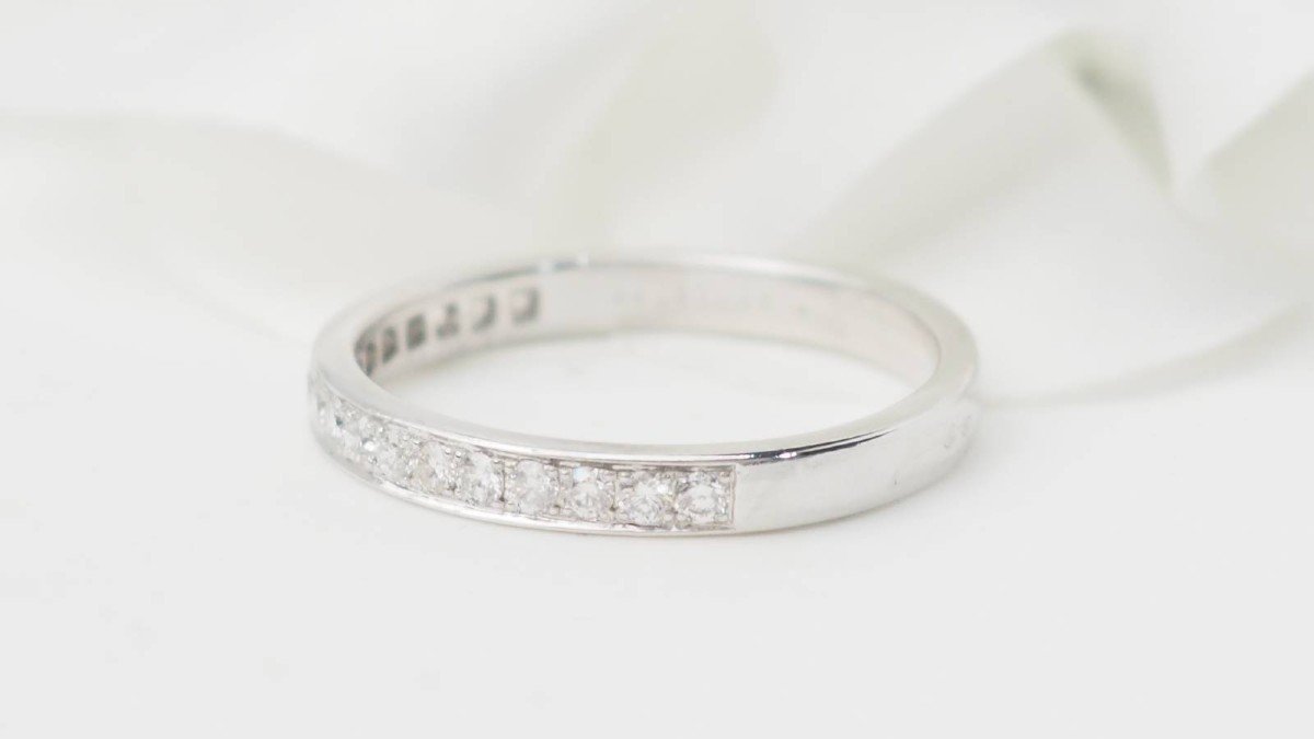 Half Alliance In White Gold And Diamonds-photo-1