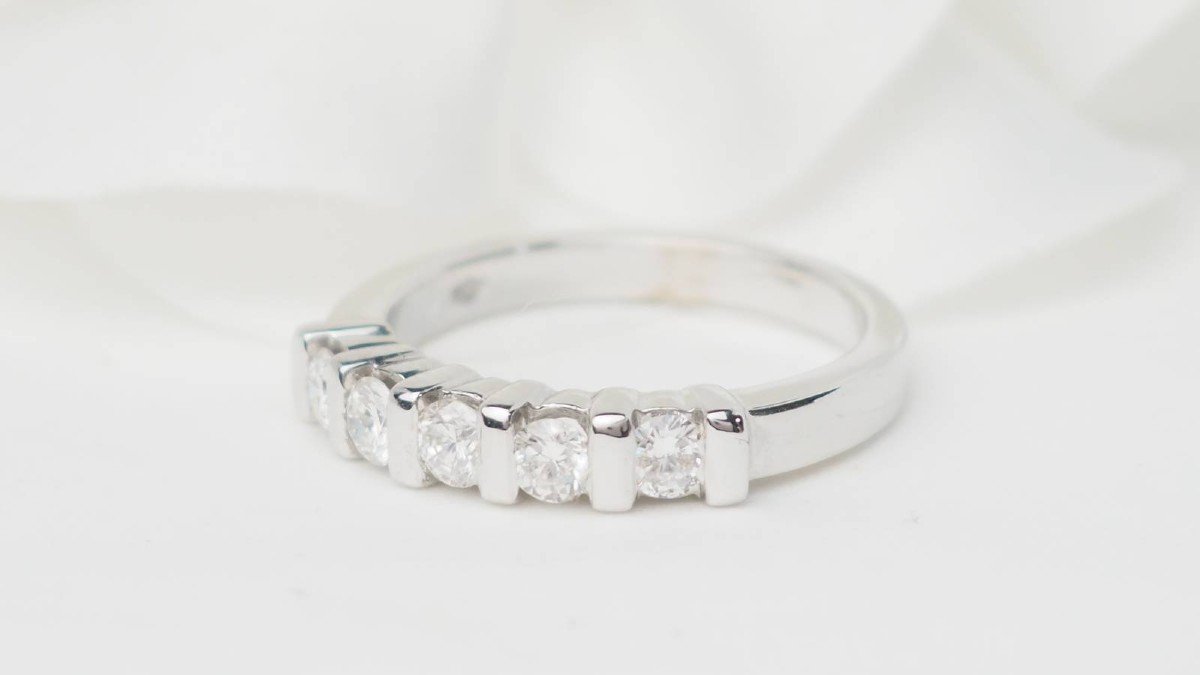 Half Alliance In White Gold And Diamonds -photo-4