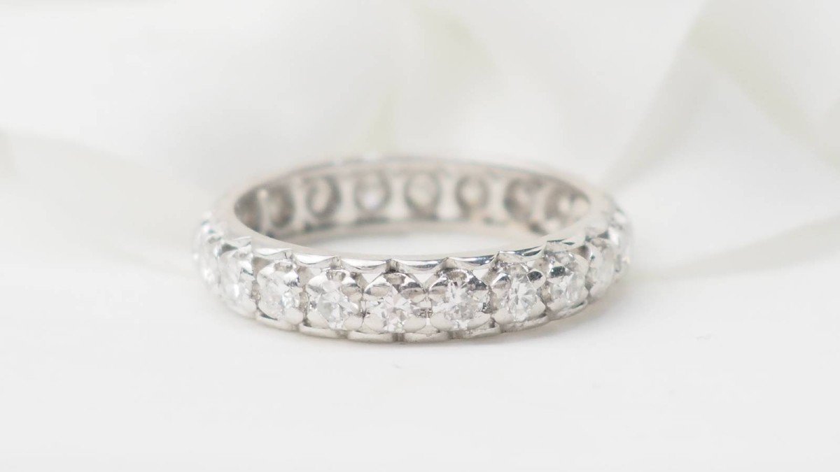 American Wedding Band In White Gold And Diamonds 0.88ct