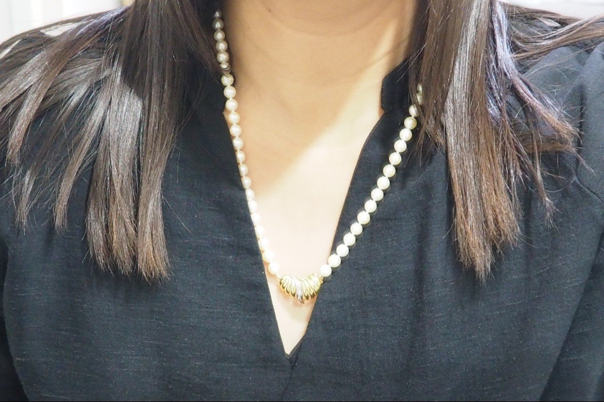 Yellow Gold And Cultured Pearl Necklace-photo-1