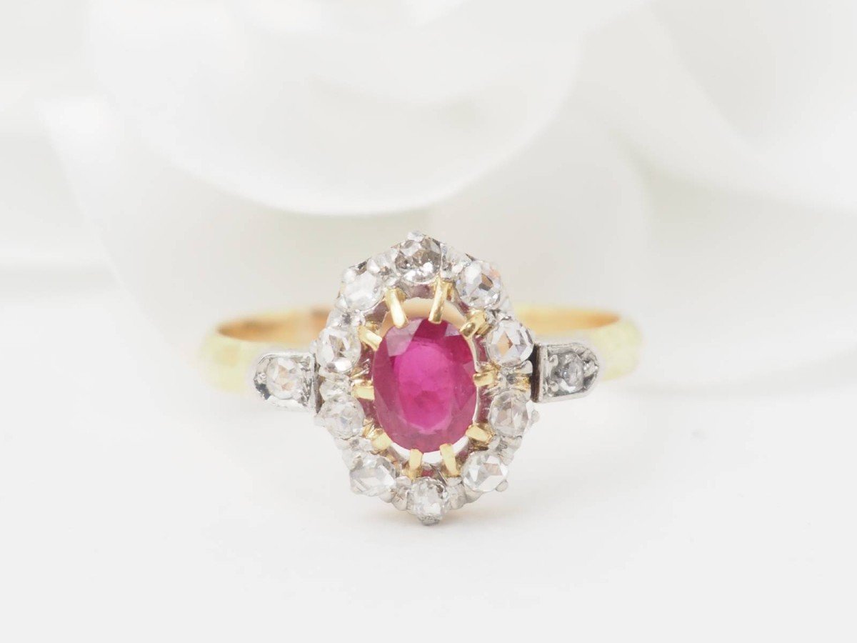 Antique Ring In Yellow Gold, Ruby And Diamonds-photo-2