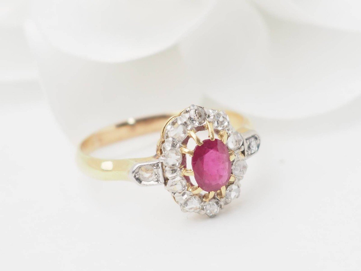 Antique Ring In Yellow Gold, Ruby And Diamonds-photo-3