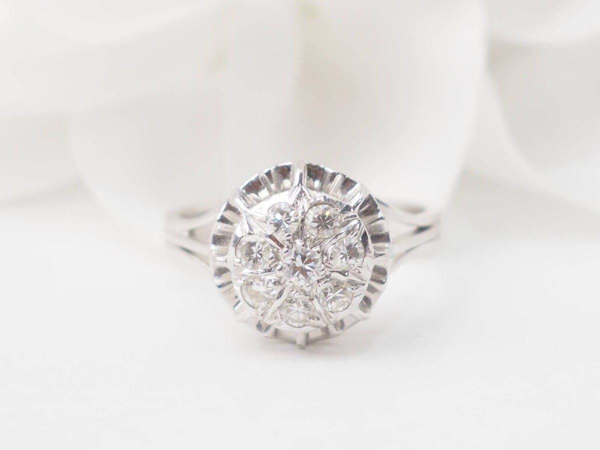 Antique Ring In White Gold And Diamonds