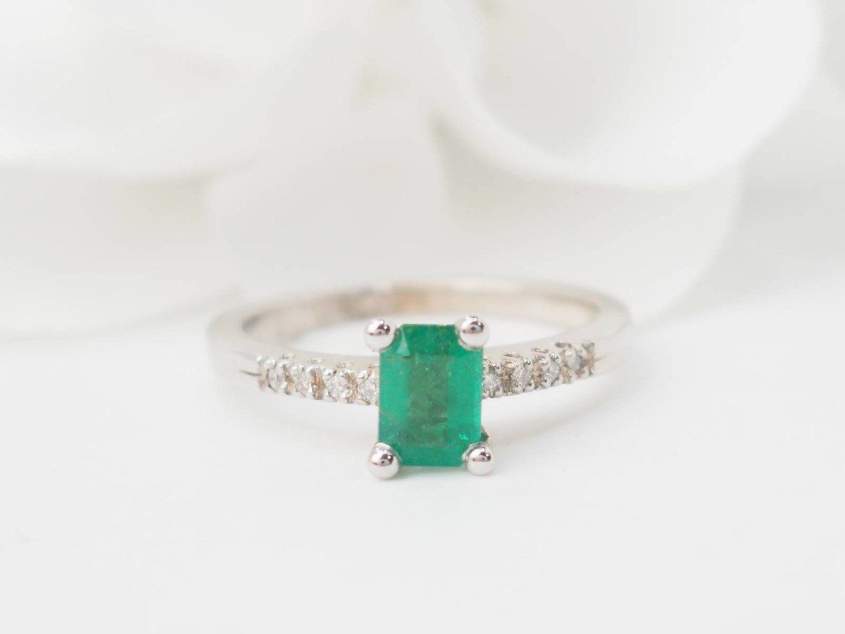 White Gold, Emerald And Diamond Solitaire Ring