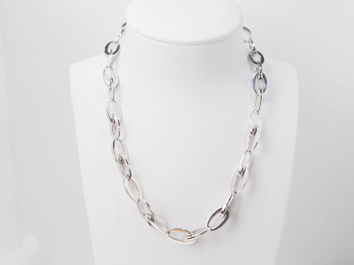 White Gold Oval Mesh Necklace 