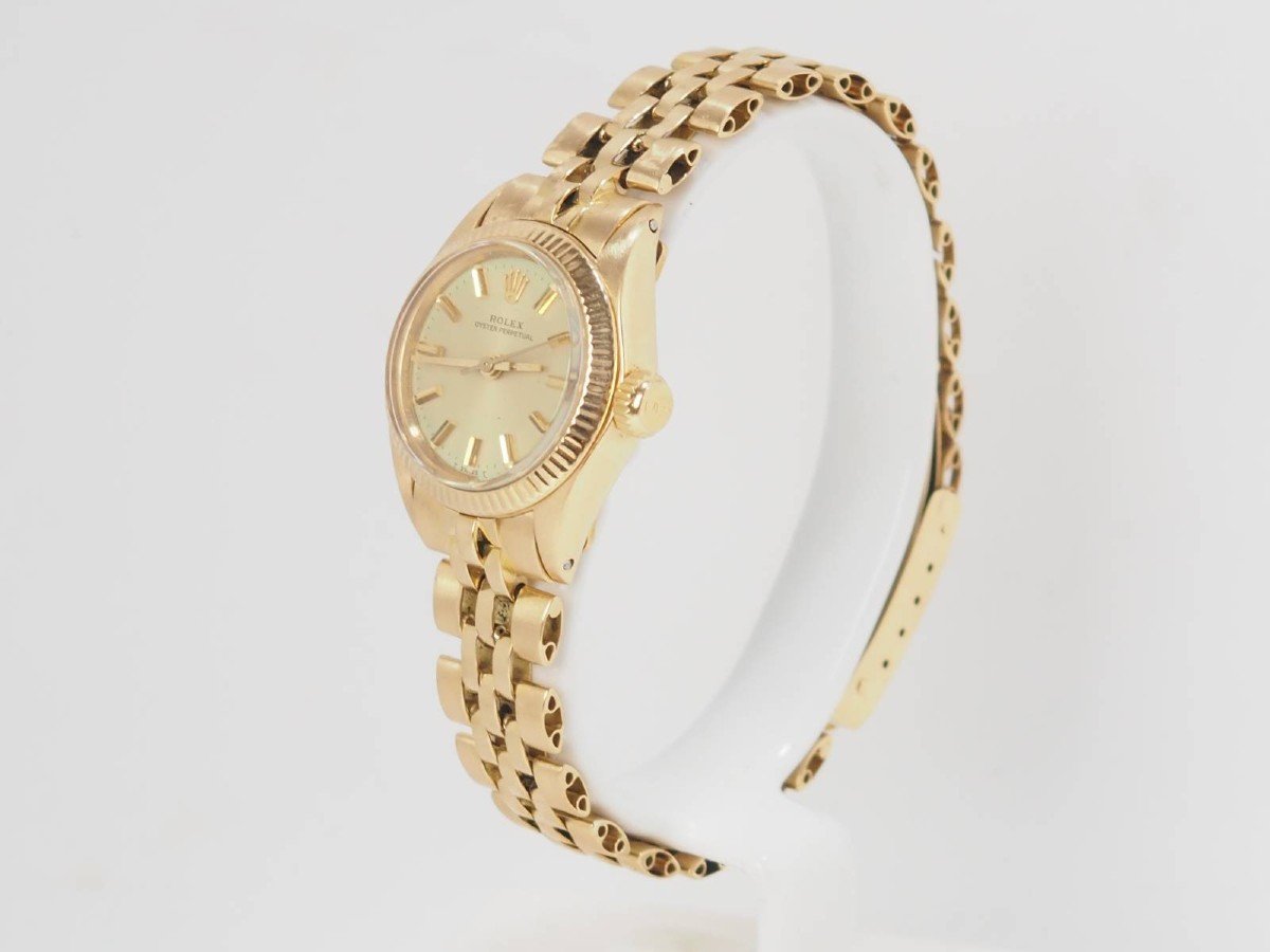 Rolex Oyster Perpetual Watch In Yellow Gold 26mm-photo-3