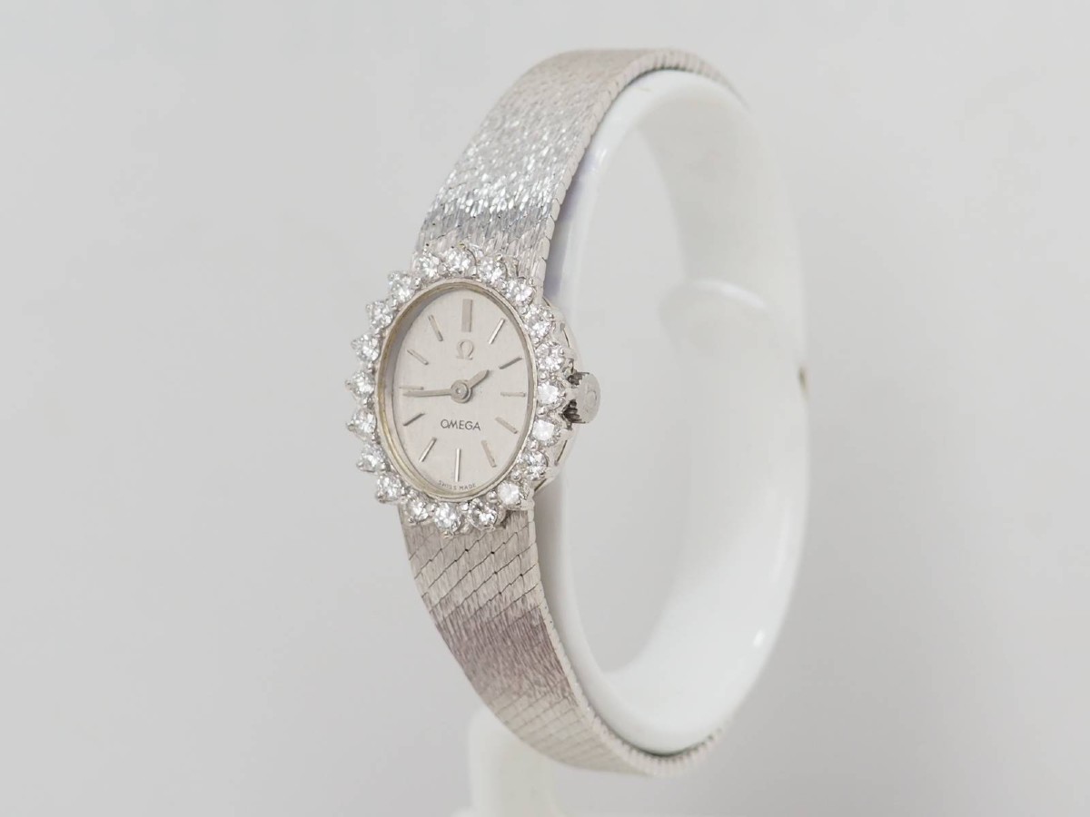 Omega Watch In White Gold And Diamonds-photo-3