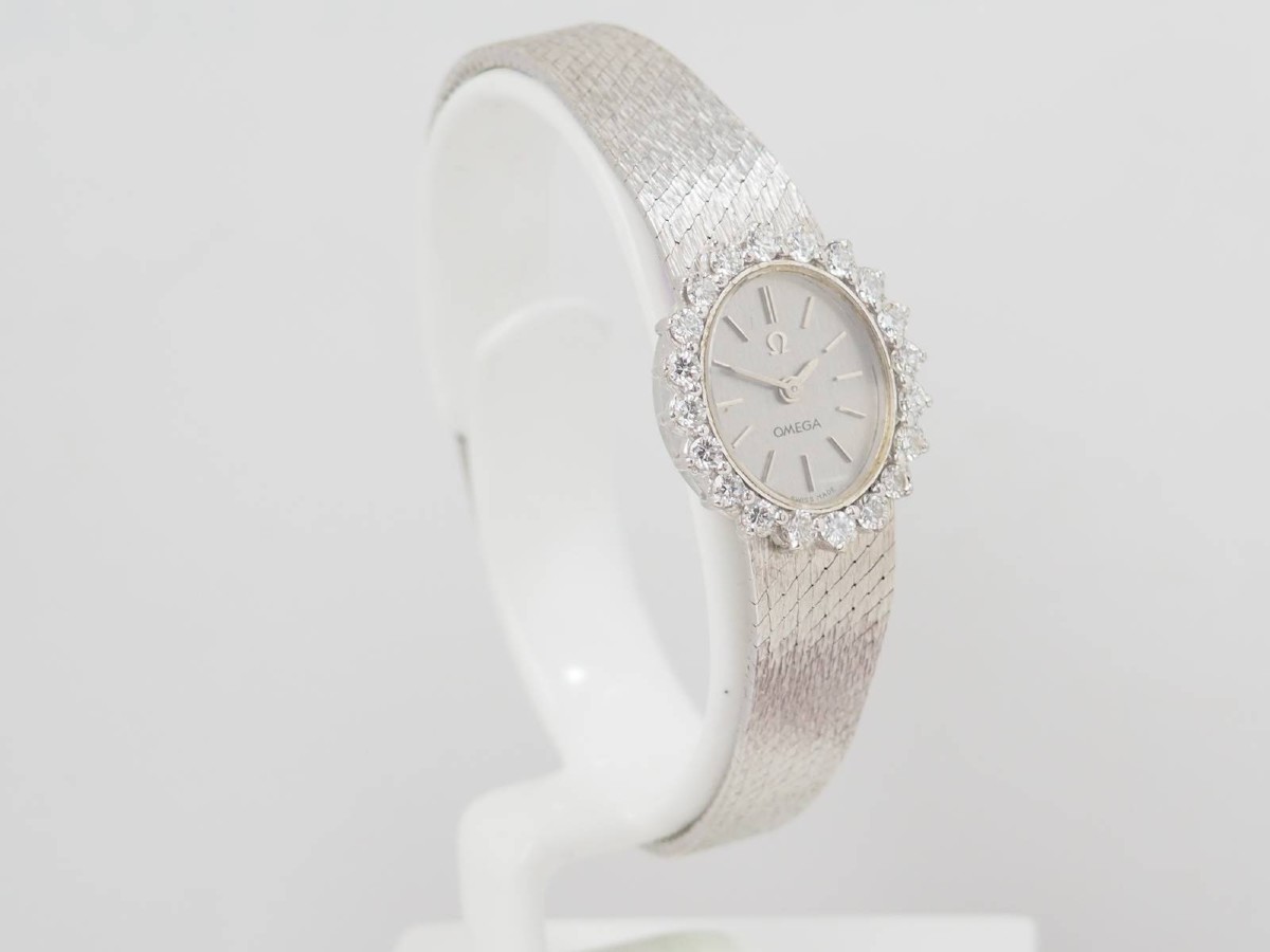 Omega Watch In White Gold And Diamonds-photo-4