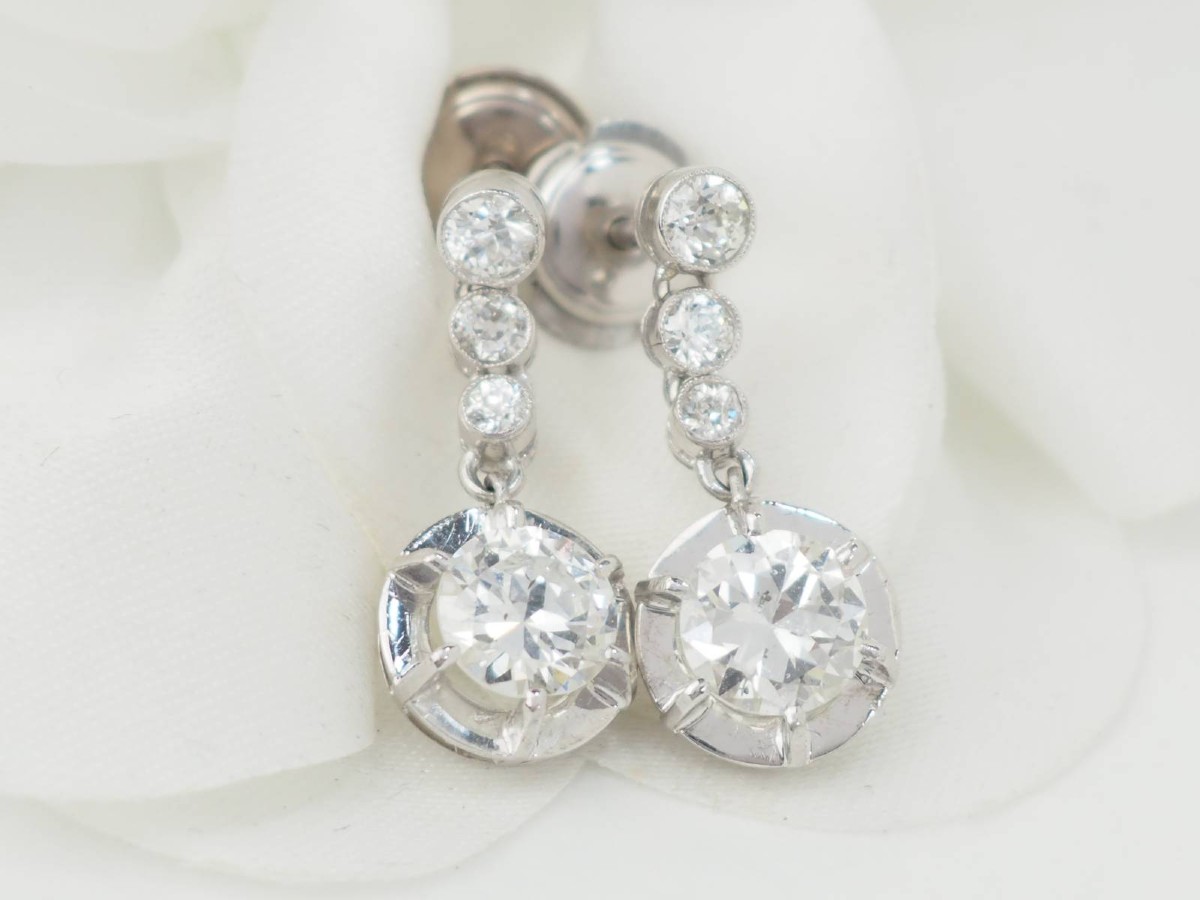 Dormeuses Anciennes En Or Blanc Et Diamants