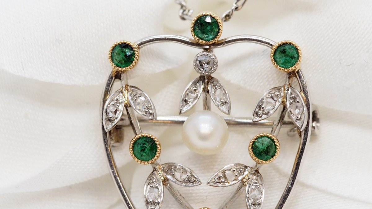 Two-tone Gold Pendant Adorned With Diamonds, Emeralds And Cultured Pearls-photo-2