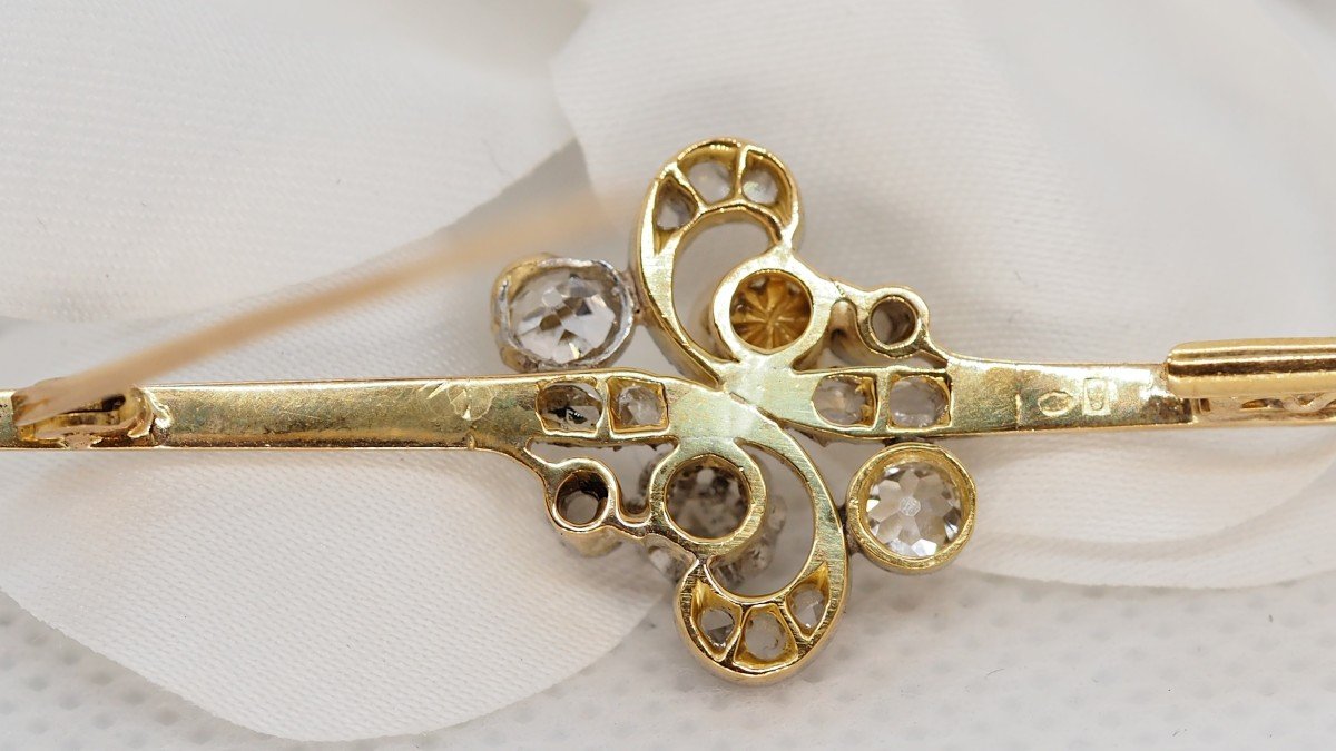 Broche Ancienne En Or Jaune et platine , Perle Fine Et Diamants -photo-1