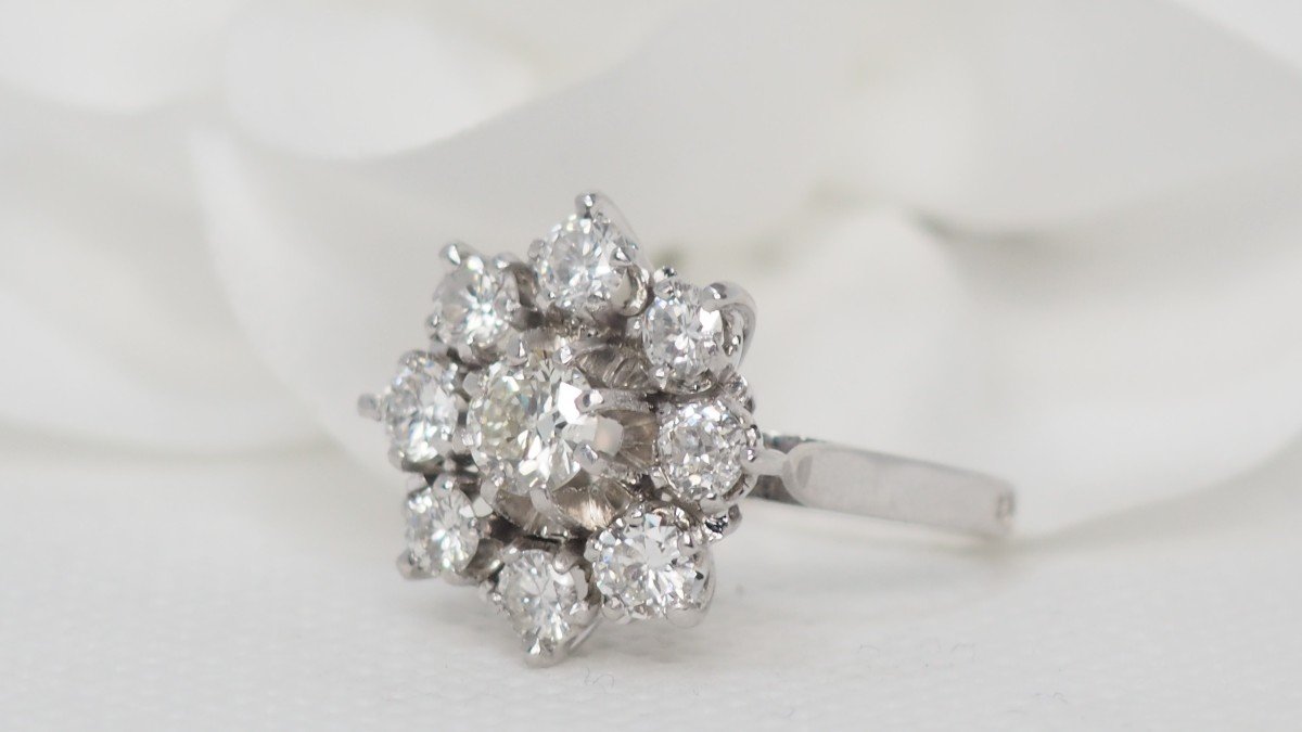 Important Marguerite Ring In Platinum And Diamonds-photo-3