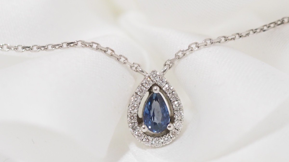 Pendant Necklace In White Gold, Sapphire And Diamonds-photo-2