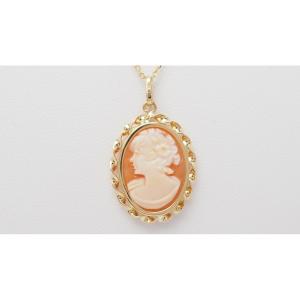 Yellow Gold And Cameo Pendant