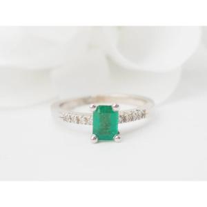 White Gold, Emerald And Diamond Solitaire Ring