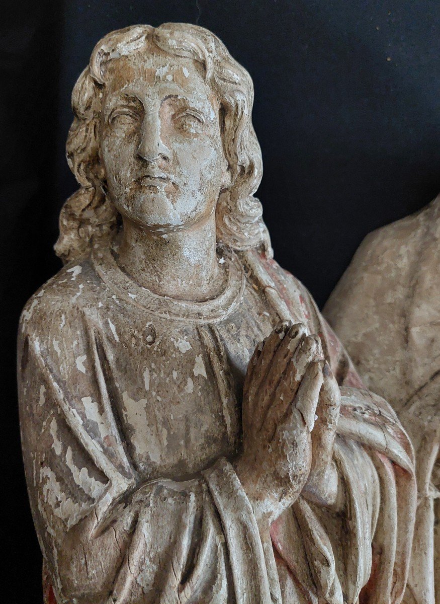 Bas-relief de la Vierge et Saint Jean en bois sculpté polychrome. Groupe de calvaire. France -photo-2