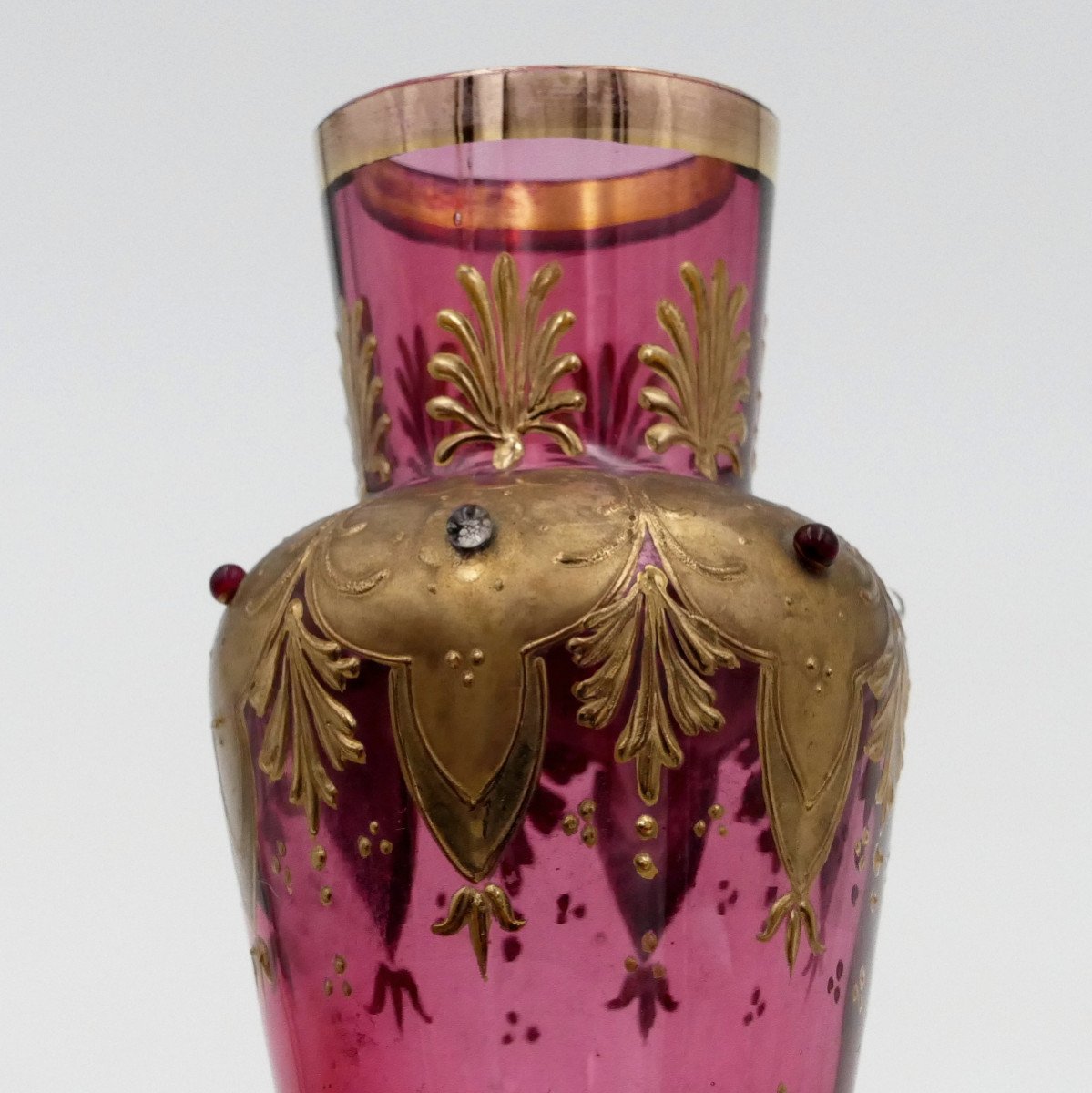 Pair Of Small Orientalist Vases, Gold And Fuchsia, 1900.-photo-3