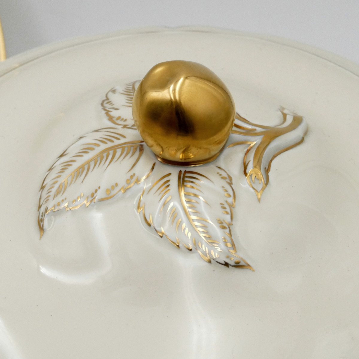 Bernardaud Limoges, Modèle Louis XV, 123 Pièces, Important Service De Table.-photo-5