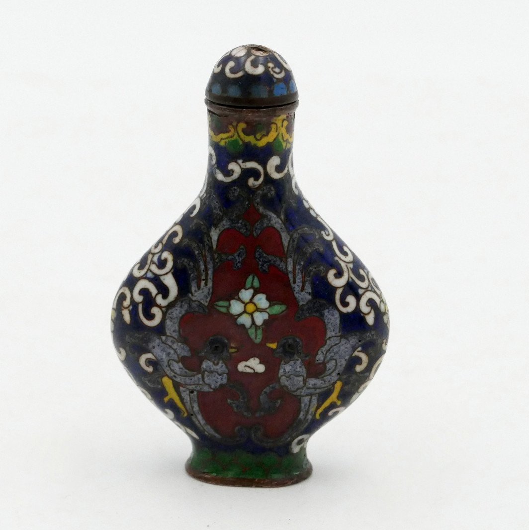 China, Snuff Bottle, Tobacco Bottle, Opium, Cloisonné Enamel, Phoenix Decor, 19th Century.