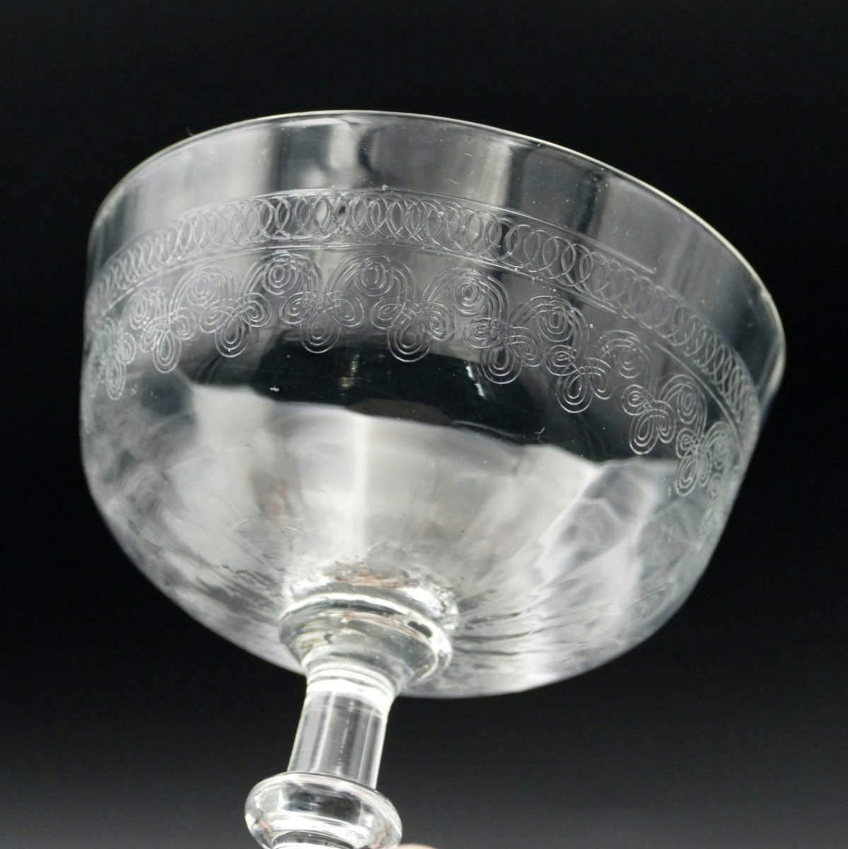 Eleven Engraved Glass Champagne Coupes, Late 19th / Early 20th Century.-photo-2