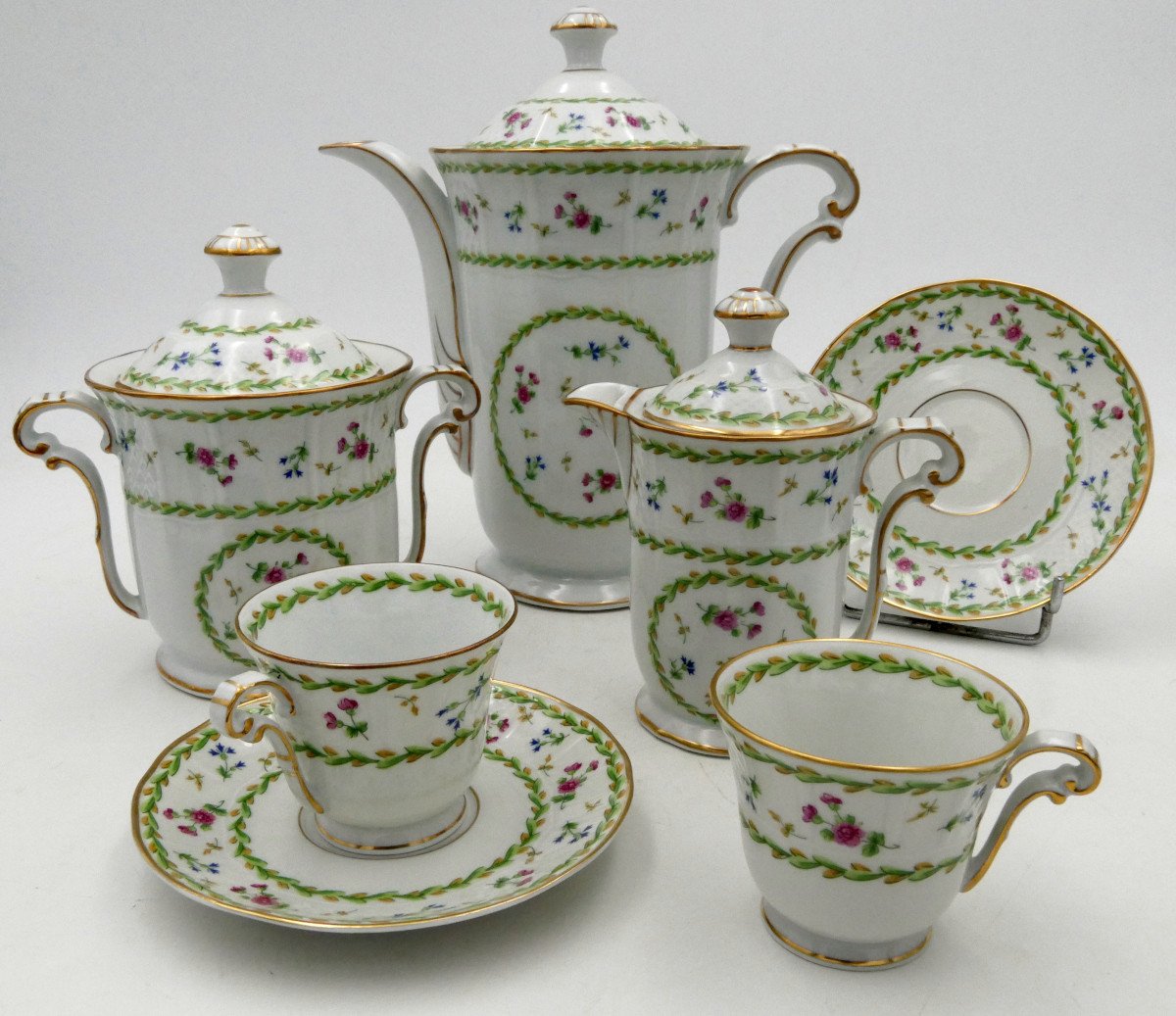 Bernardaud Limoges, Modèle Artois, Service à Café, XXe Siècle, Style Louis XVI. -photo-4