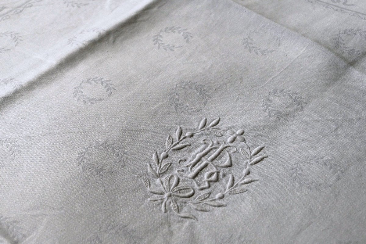 8 Large Damask Napkins With Laurel Wreaths, Monogram “l B”.-photo-2