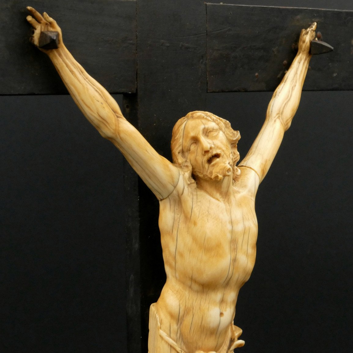 Christ In Ivory, End Of The 18th Century - Beginning Of The 19th Century.-photo-3