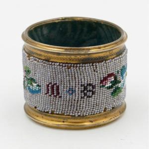 Rond De Serviette Napoléon III En Semis De Perles, Monogramme « M B ».