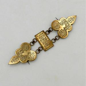 Long Cape Or Clothing Buckle In Golden Metal, Orientalist Decor, 19th Century.