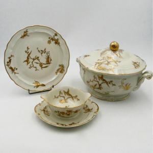 Bernardaud Limoges, Queen Elizabeth Model, Three Service Pieces, 20th Century.