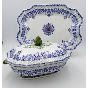 Gien, Large Vegetable Dish With Its Presentation Tray, Early 20th Century.