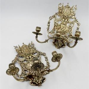 Pair Of Bronze Wall Lights "with The Arms Of France" Profiles Of Louis XIV And Marie Thérèse, 19th Century