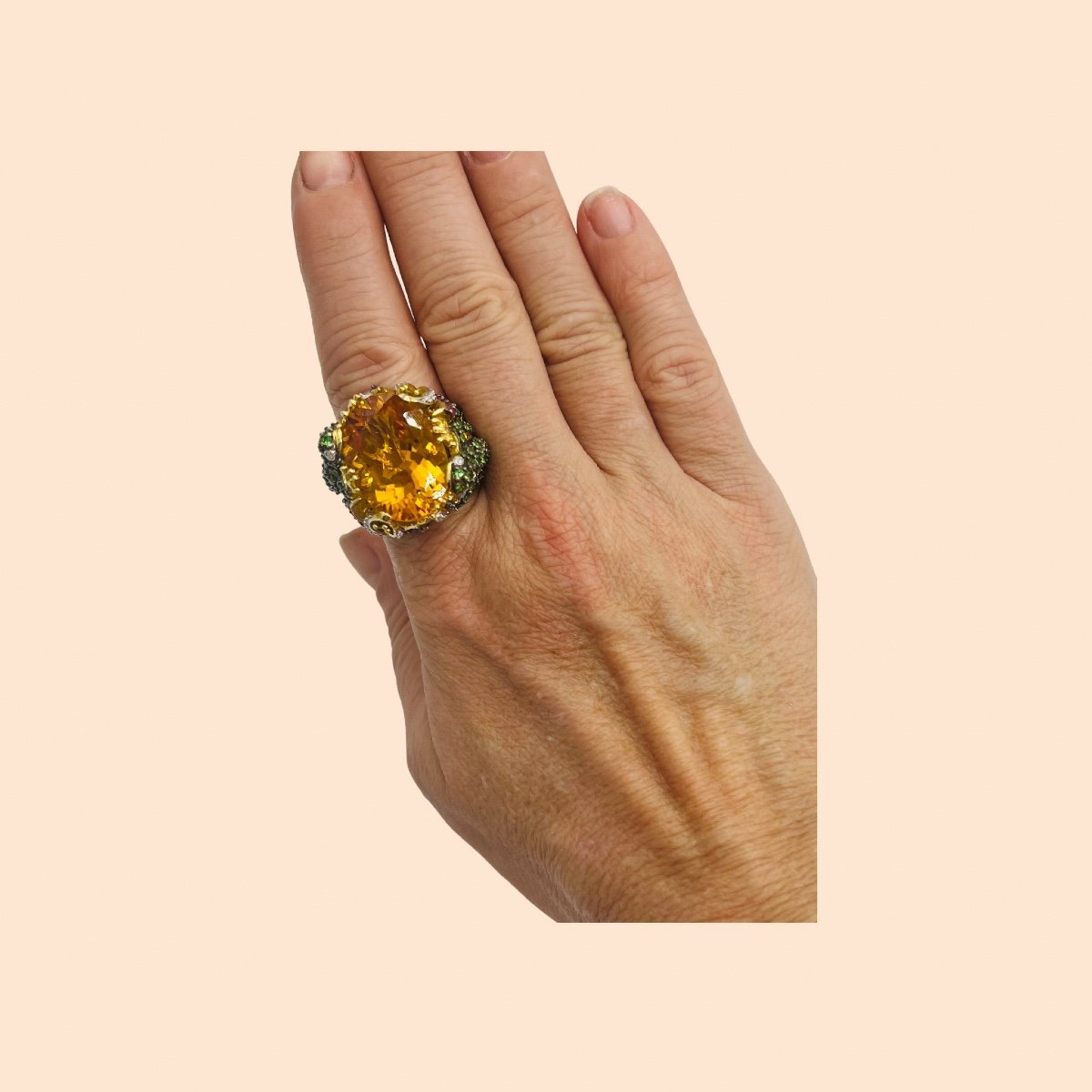 Bague Cocktail En Or 18 Carats Sertie d'Une Superbe Citrine-photo-2