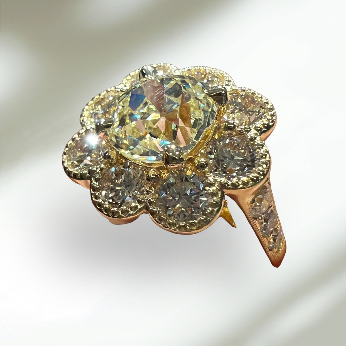 3.08 Carat Old Cut Diamond Ring, Surrounded By 2.85 Carats Modern Cut, 18ct Gold-photo-2