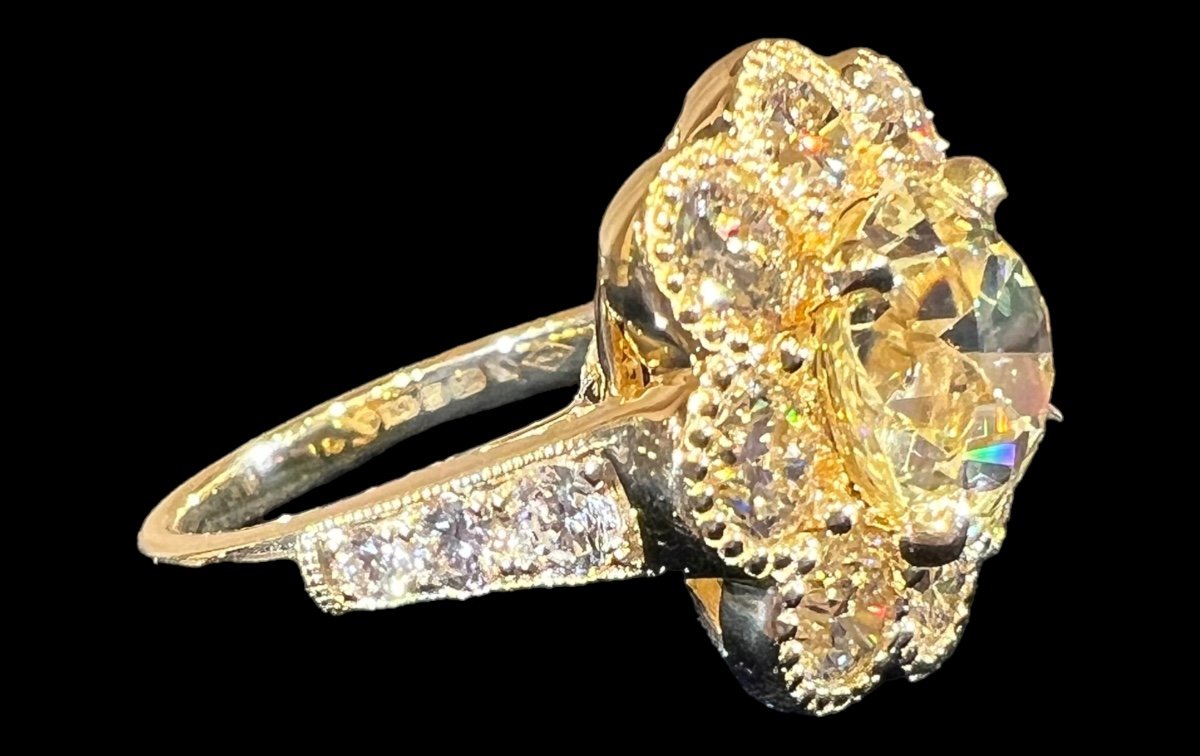 3.08 Carat Old Cut Diamond Ring, Surrounded By 2.85 Carats Modern Cut, 18ct Gold-photo-6