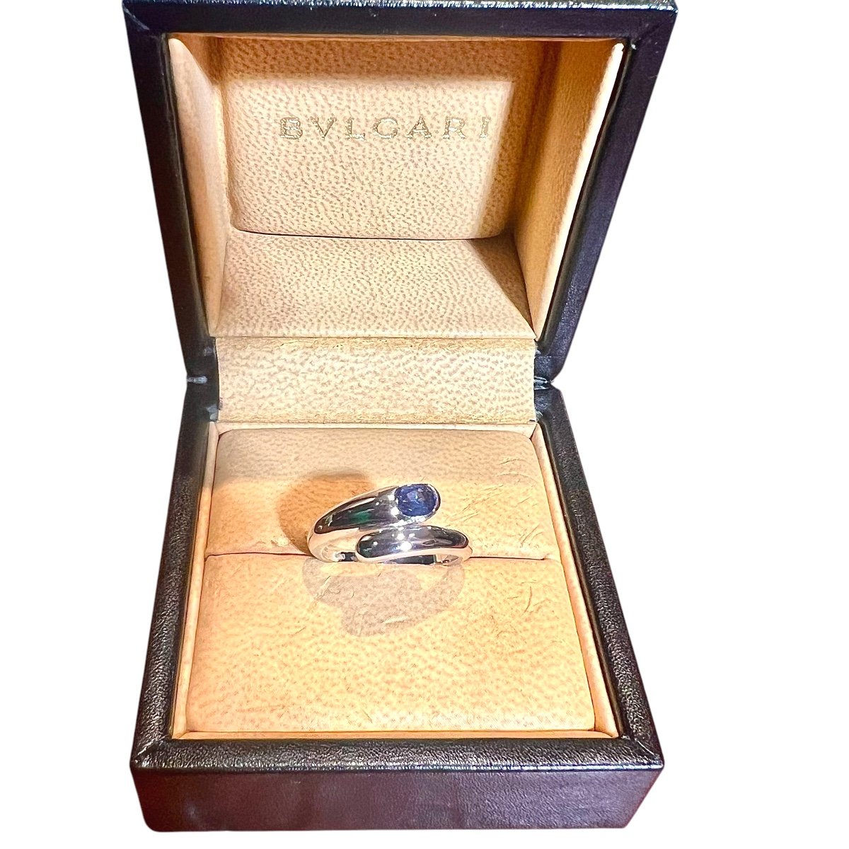 Bvlgari Vintage Serpenti Bypass Ring 18 Carat White Gold Set With A Sapphire-photo-8