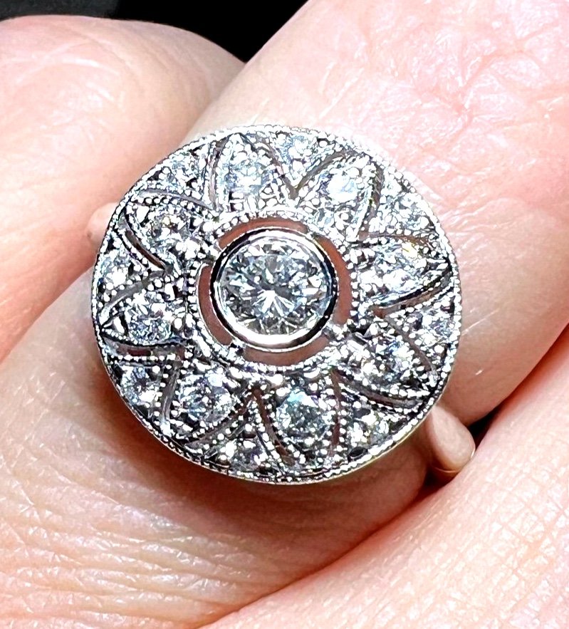 Ring “rosace Motif”, 0.58 Carat Pave Diamonds, Millegrain Setting, 18 Carat White Gold