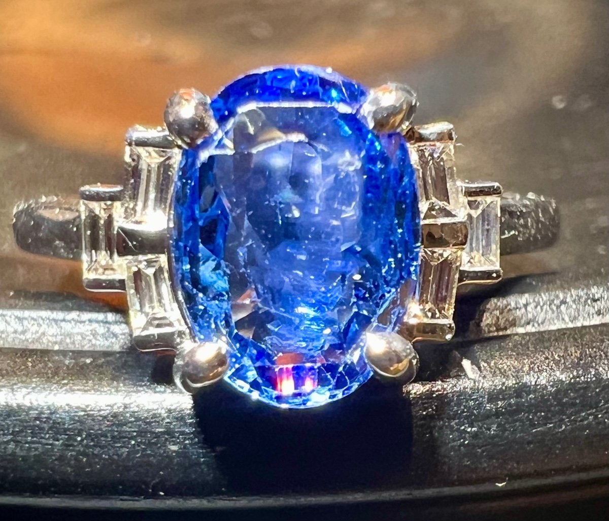 2.30 Ct Ceylon Sapphire Ring Surrounded By Calibrated Diamonds-photo-8