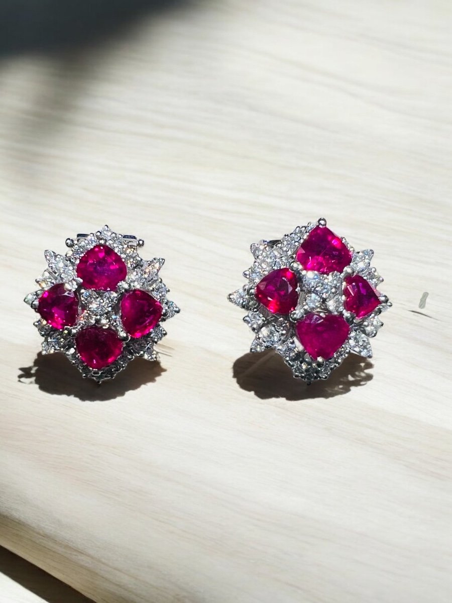 Boucles d'Oreille 8 Rubis Taille "coeur",  Diamants, Or 18 Carat-photo-3