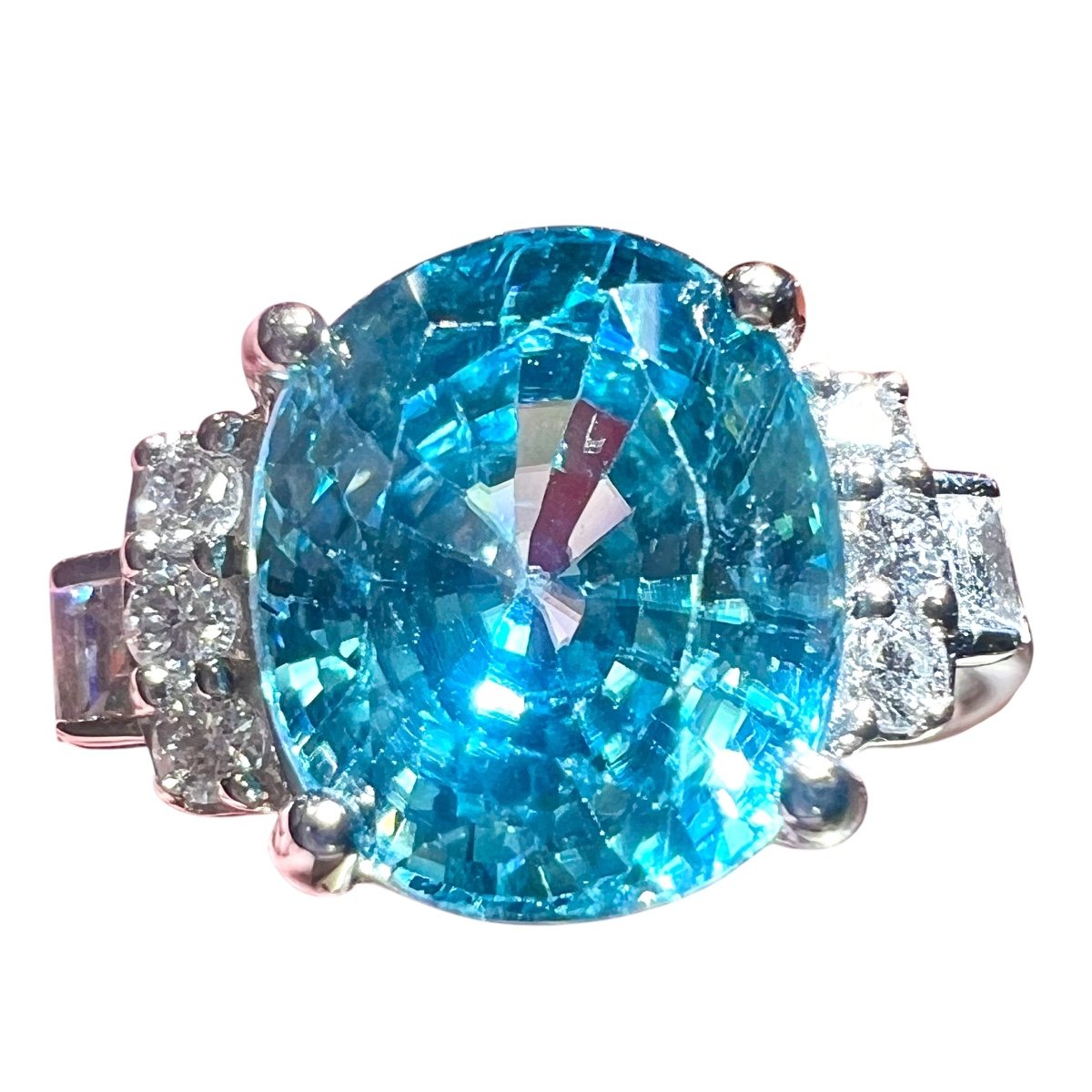 Bague Zircon Bleu Naturel , Diamants, Or Blanc 18 Carat-photo-4