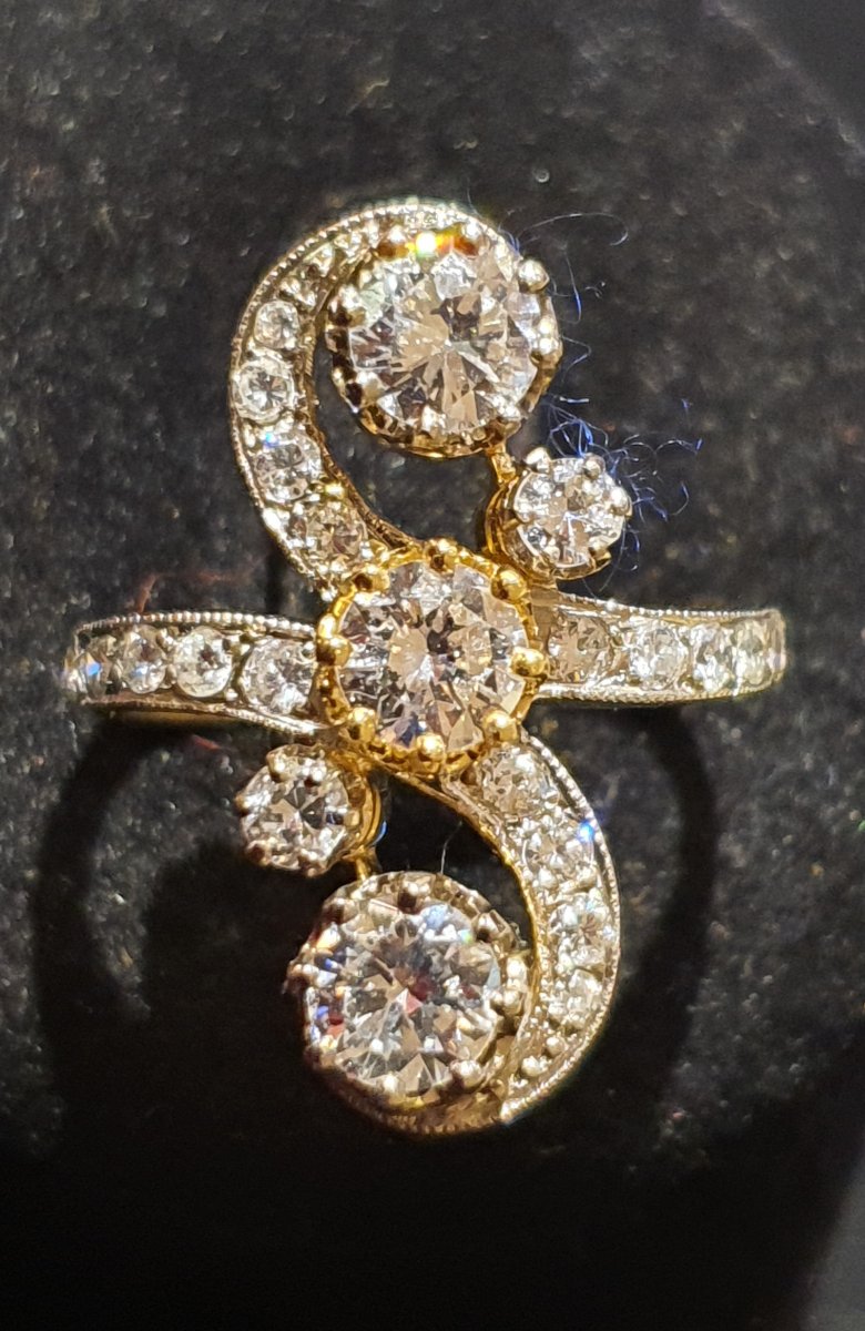 18ct Gold Ring Set With Napoleon III Period With Old And Modern Cut Diamonds