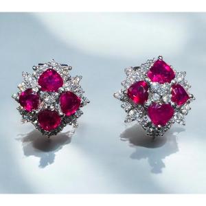 Boucles d'Oreille 8 Rubis Taille "coeur",  Diamants, Or 18 Carat