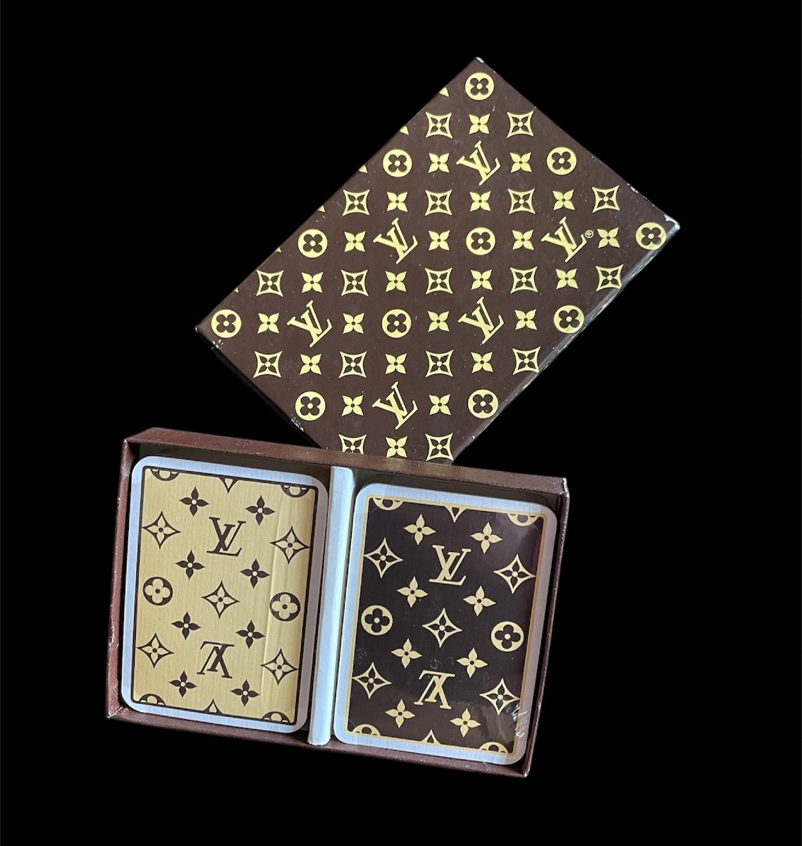 SET DE CARTES À JOUER DE LA MAISON LOUIS VUITTON  BRIDGE  MONOGRAMME COFFRET LOUIS  VUITTON