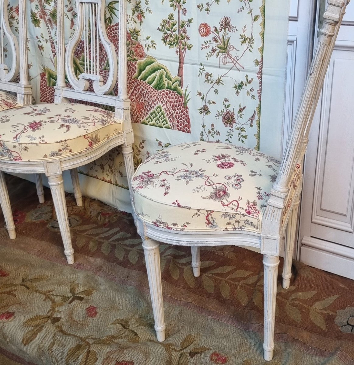 SÉRIE DE 6 CHAISES À DOSSIER FORME LYRE STYLE LOUIS XVI VERS 1900  TISSUS BRAQUENIÉ LONGUEVILLE-photo-1