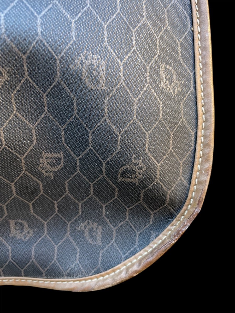 PORTE-HABITS  DE LA  MAISON CHRISTIAN DIOR MODÈLE HONEYCOMB TOILE ENDUITE ET CUIR  VALISE -photo-7